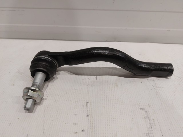 Outer Tie Rod (Right)